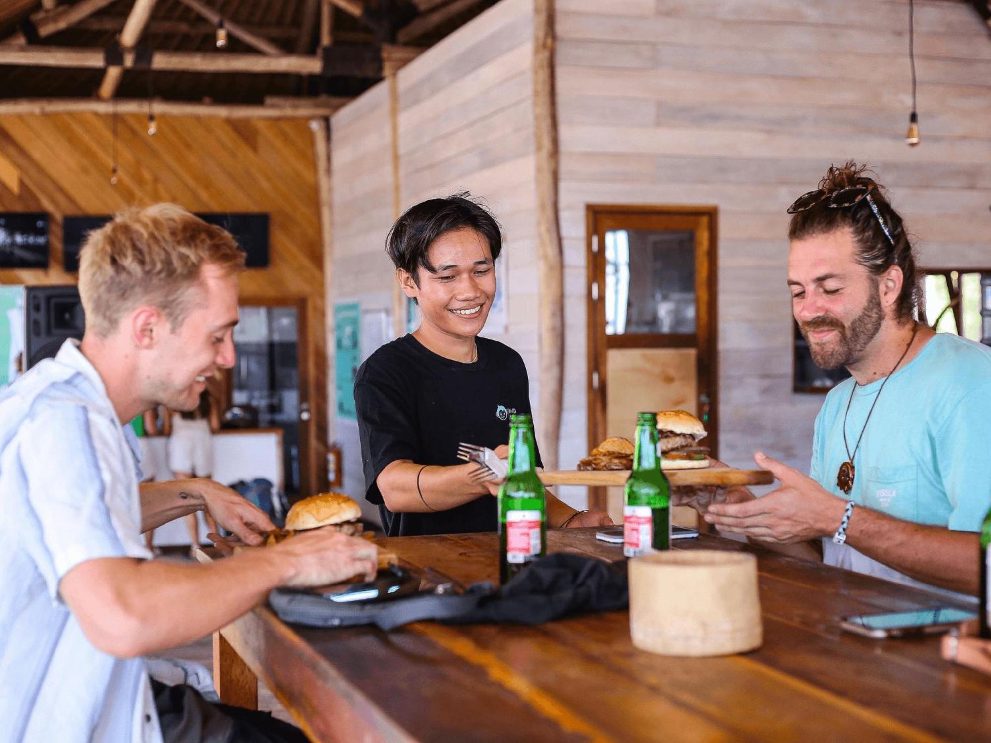 Mad Monkey Gili Trawangan Hostel Exterior foto Beer in Bali