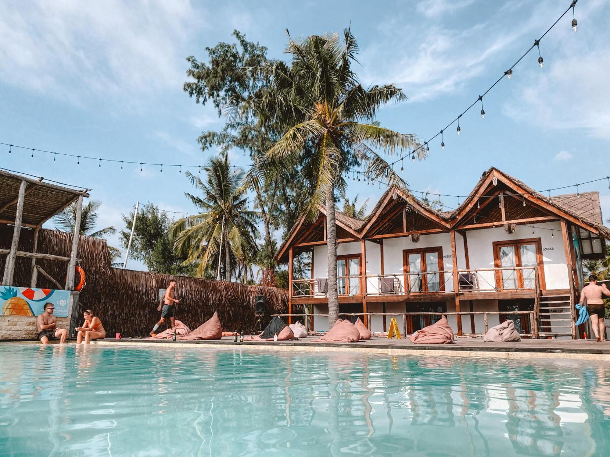 Mad Monkey Gili Trawangan Hostel Exterior foto